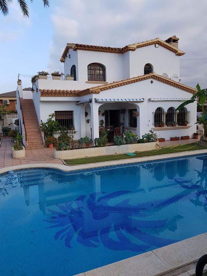 Da Vinci Room Villa Blanca กัมบริลส์ ภายนอก รูปภาพ
