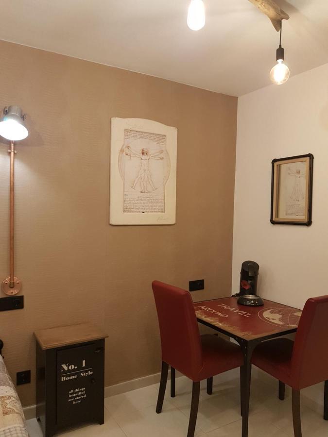 Da Vinci Room Villa Blanca กัมบริลส์ ภายนอก รูปภาพ